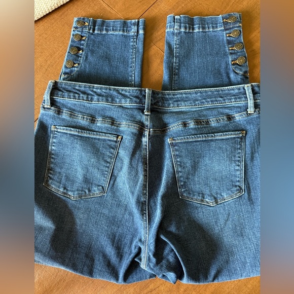 NWOT Talbots Flawless 5-Pocket Ankle Jeans; Button Detail at Hem SZ 14 - Picture 8 of 13